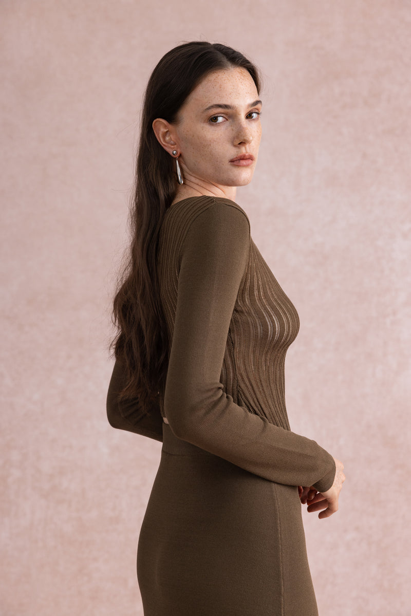 High-low hem knit set