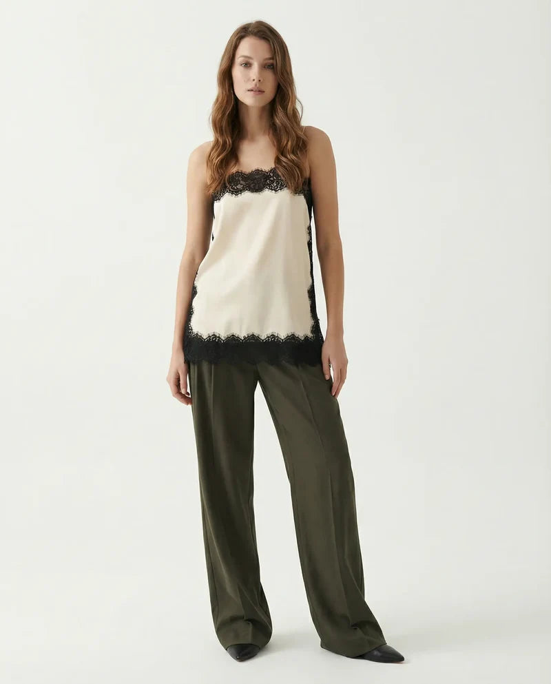 Élise Lace Slip Top