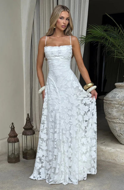 Élodie Lace Backless Maxi Dress