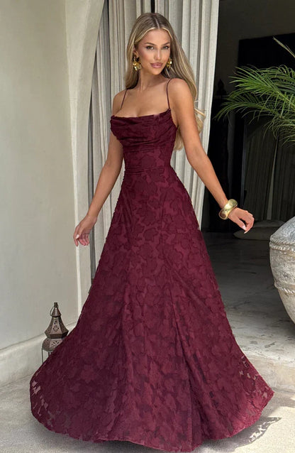 Élodie Lace Backless Maxi Dress
